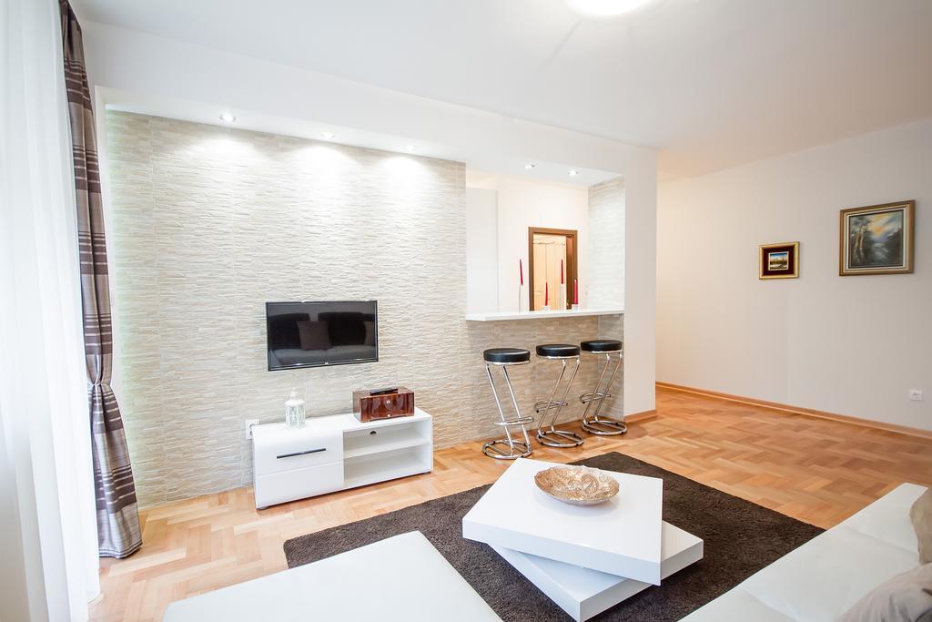 Apartments King Milan, City Center 贝尔格莱德 外观 照片