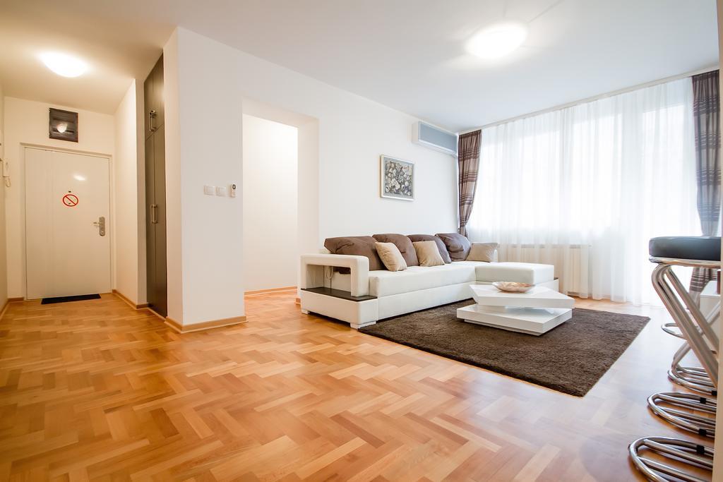 Apartments King Milan, City Center 贝尔格莱德 外观 照片