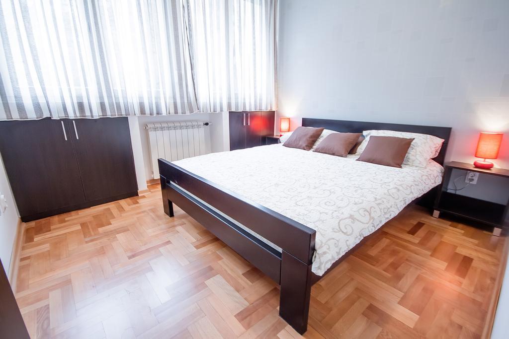 Apartments King Milan, City Center 贝尔格莱德 外观 照片