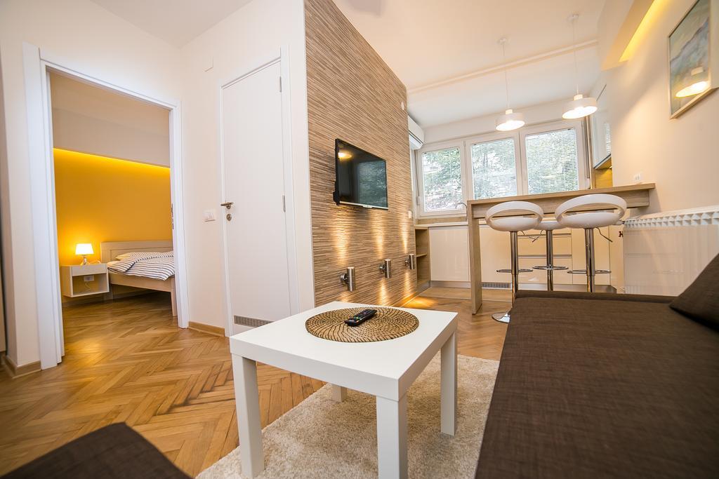Apartments King Milan, City Center 贝尔格莱德 外观 照片